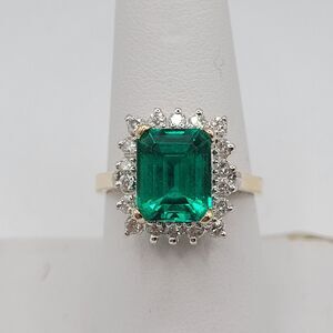 Vintage 14k YG Size 8 Ring 3CT. Lab Created Green Emerald "Genuine Diamonds"